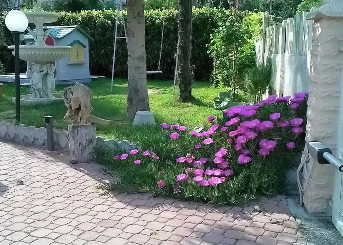 Amurri Domenica Affittacamere *